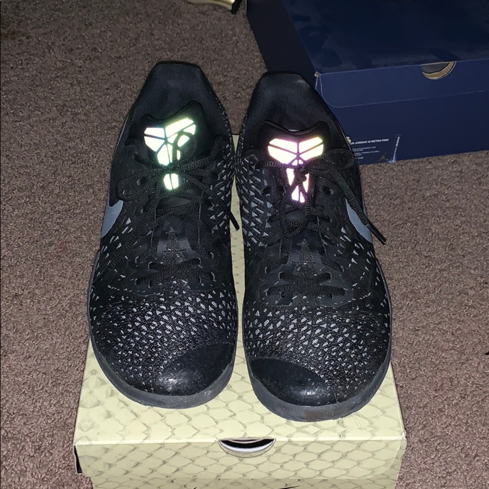 Kobe “mamba instincts” wolf grey colorway